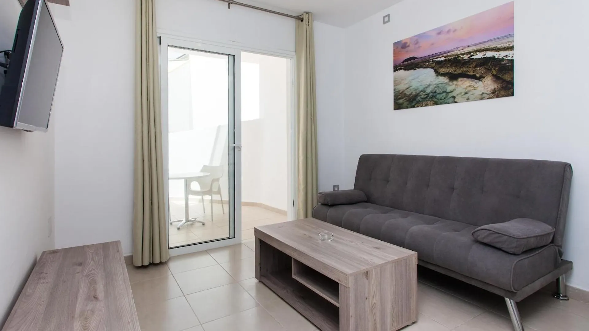 Дом отдыха Вилла Tao Caleta Playa, Коральео